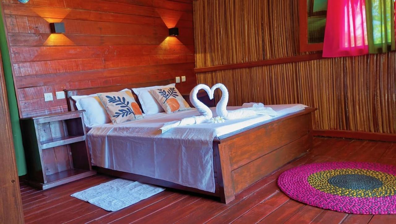 Ampazony Oasis Lodge Mahajanga Dış mekan fotoğraf