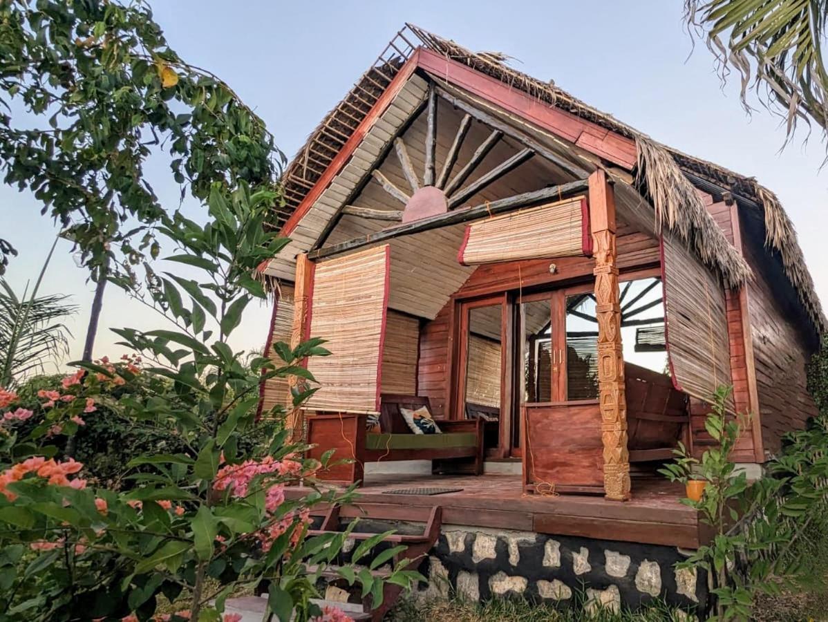 Ampazony Oasis Lodge Mahajanga Dış mekan fotoğraf