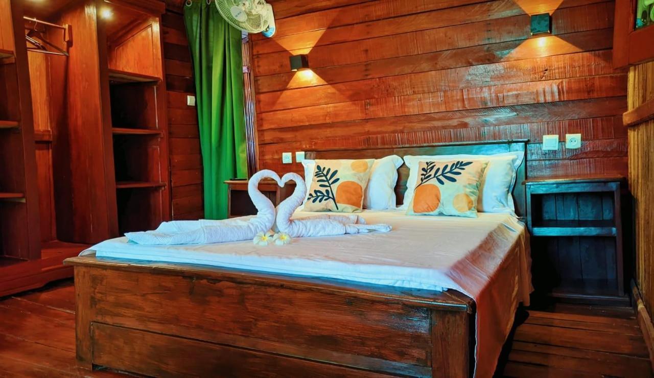 Ampazony Oasis Lodge Mahajanga Dış mekan fotoğraf