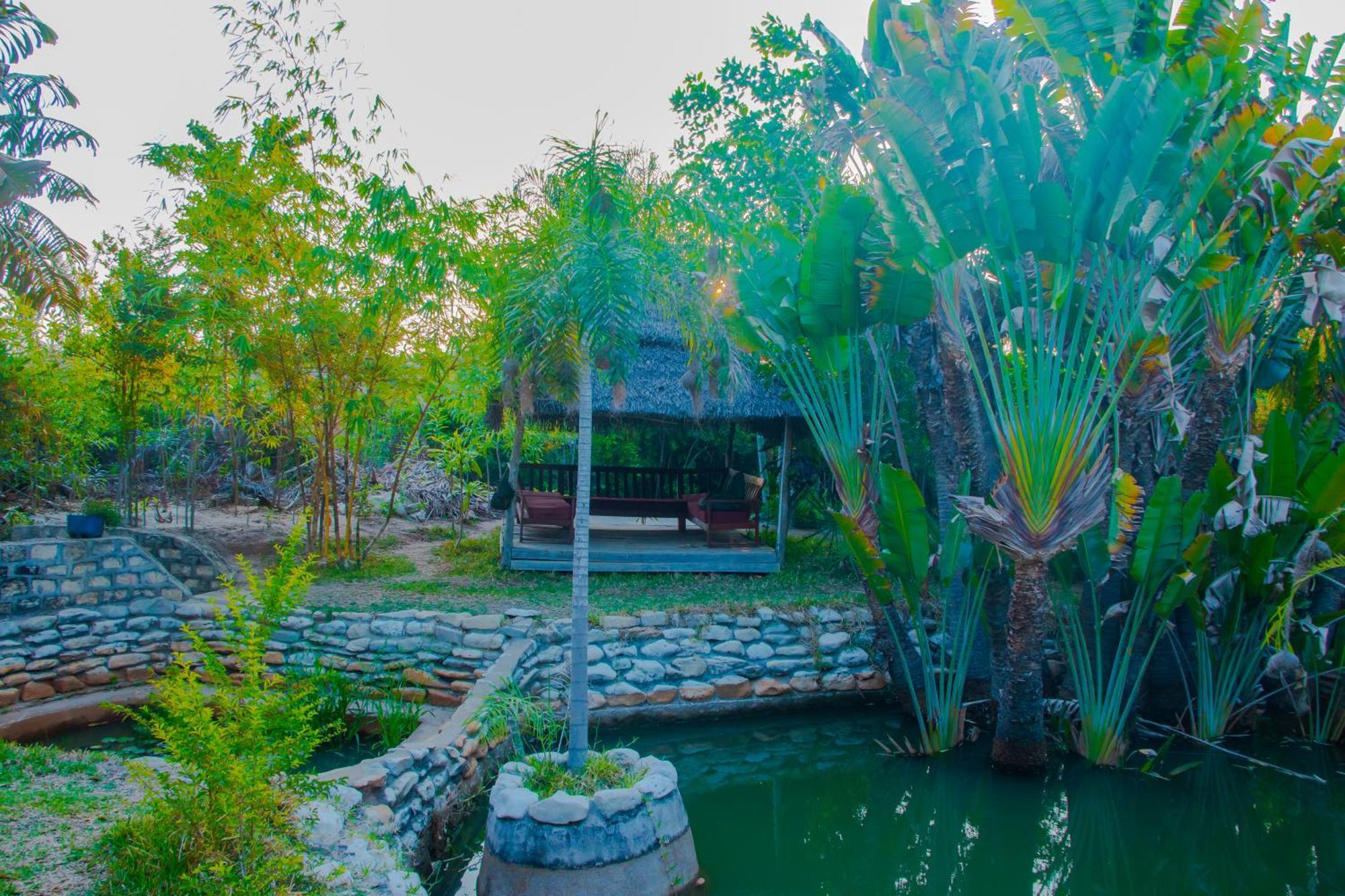 Ampazony Oasis Lodge Mahajanga Dış mekan fotoğraf